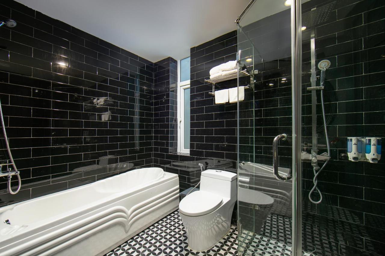 La Selva Premium Hotel ハノイ市 エクステリア 写真